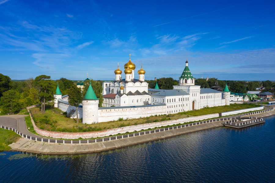 Кострома: Волга, Ипатьевский монастырь и старый город на два дня